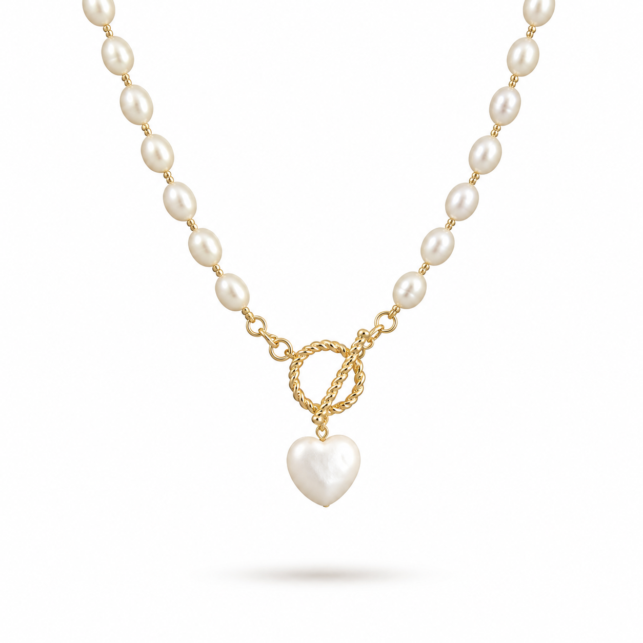 Amora Shell Pearl Necklace
