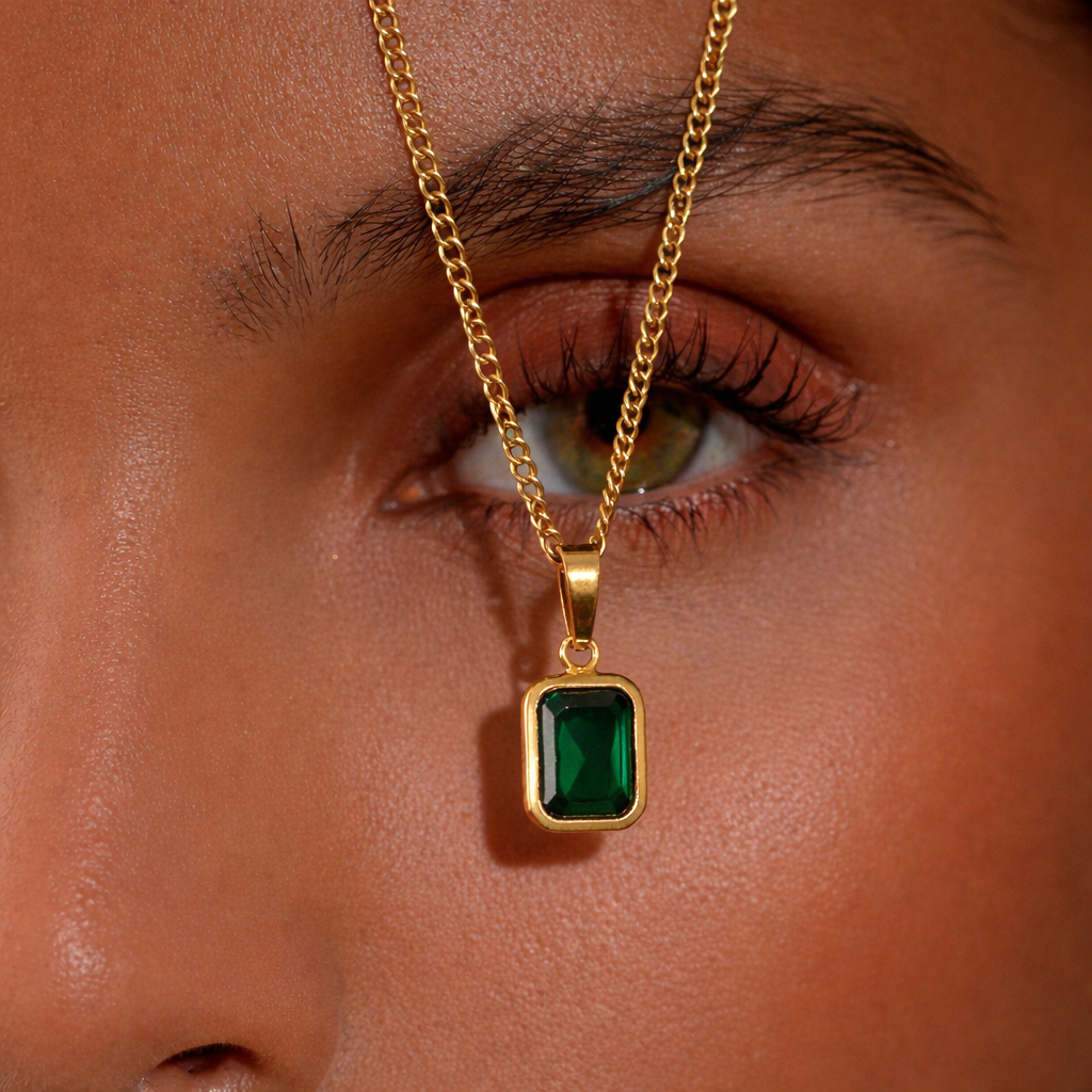 Verda Emerald Necklace