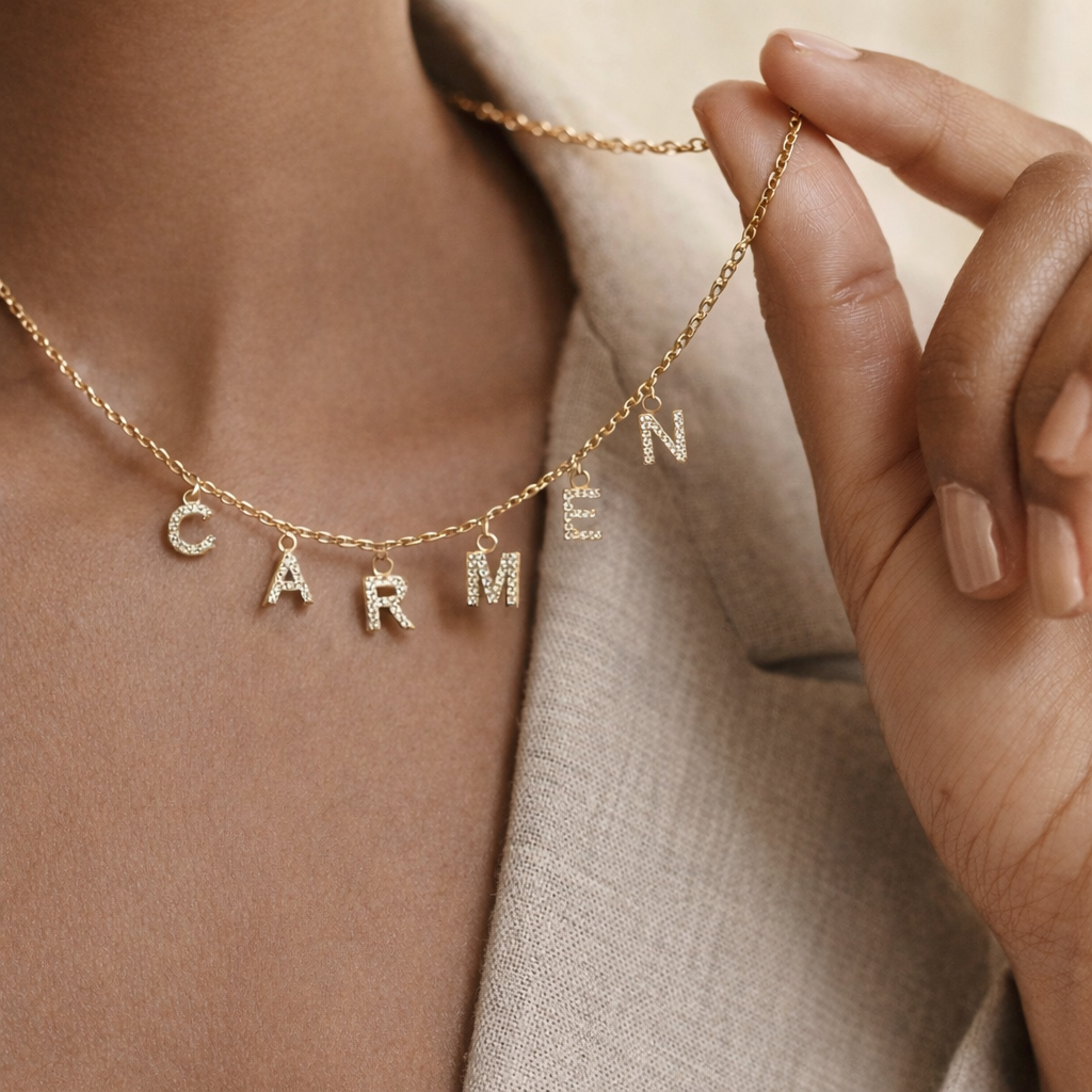Véra Pavé Signature Necklace